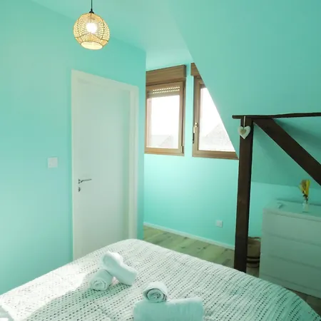 Alsappart, Duplex Climatise A 5 Min De Colmar Sainte-Croix-en-Plaine
